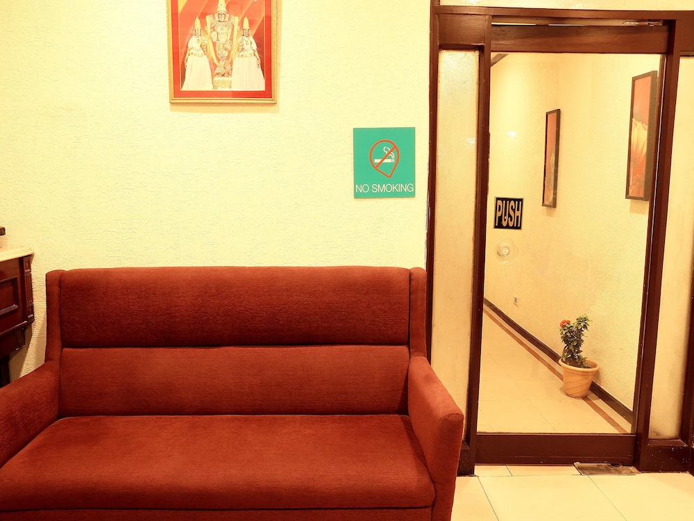 OYO Rooms Ballygunge Lansdowne