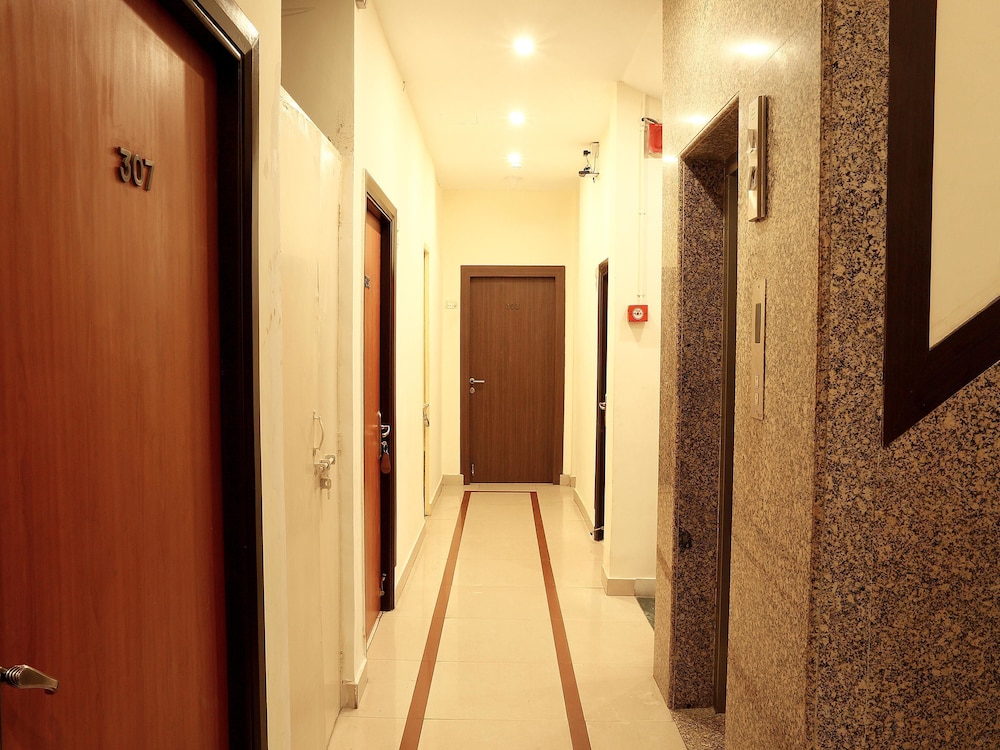 OYO Rooms Ballygunge Lansdowne