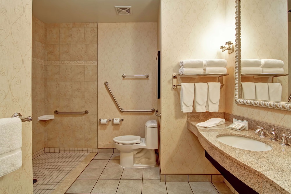 Hilton Garden Inn Ottawa Airport