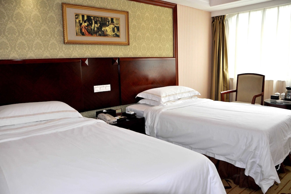 Vienna Hotel Sanyuanli Branch