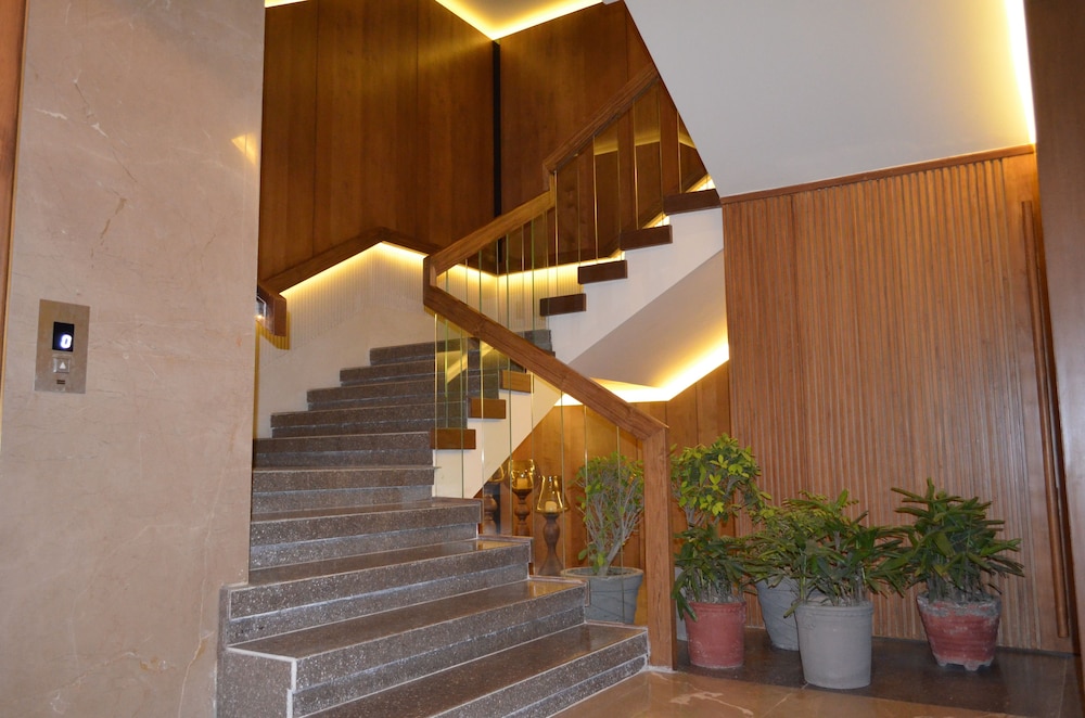 The Maya Hotel Jalandhar