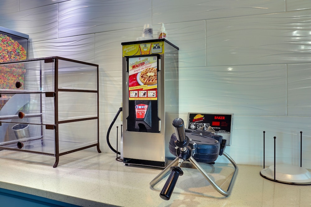 Country Inn & Suites By Radisson, Savannah Gateway, GA
