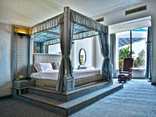 The Grand Lilly Resorts