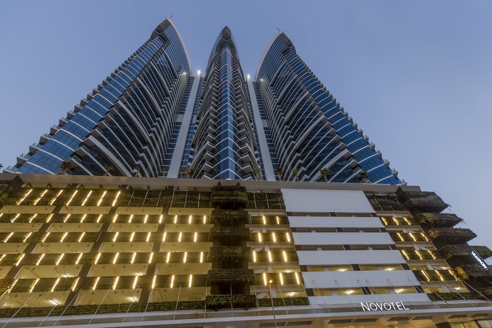 Adagio Premium Dubai Al Barsha