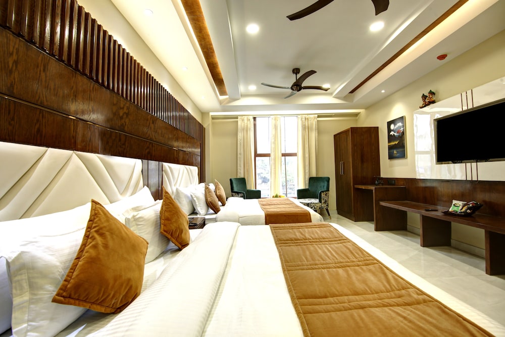 The Leena International- New Delhi