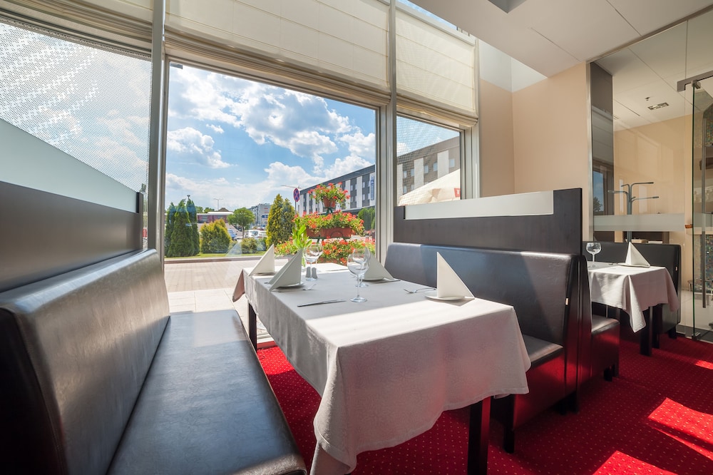 Premier Krakow Hotel
