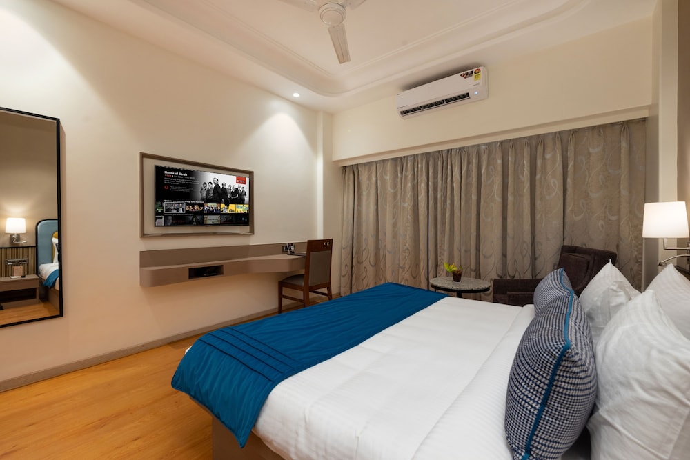 Hotel Express Inn