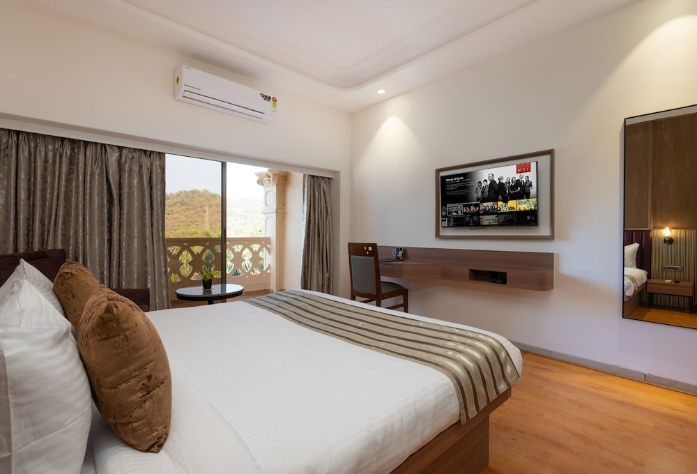 Hotel Express Inn
