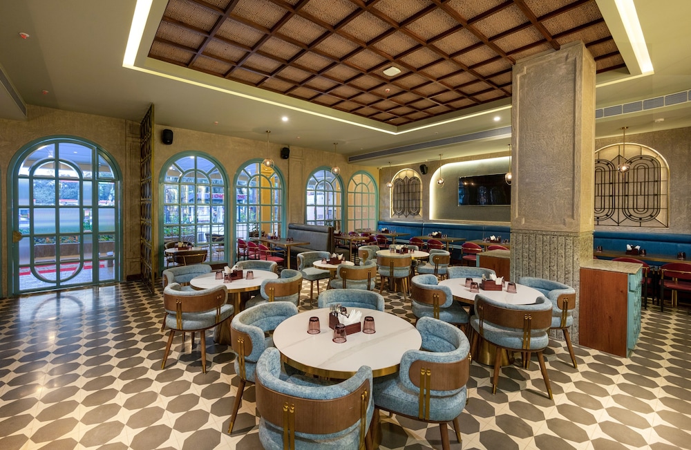 Hotel Express Inn