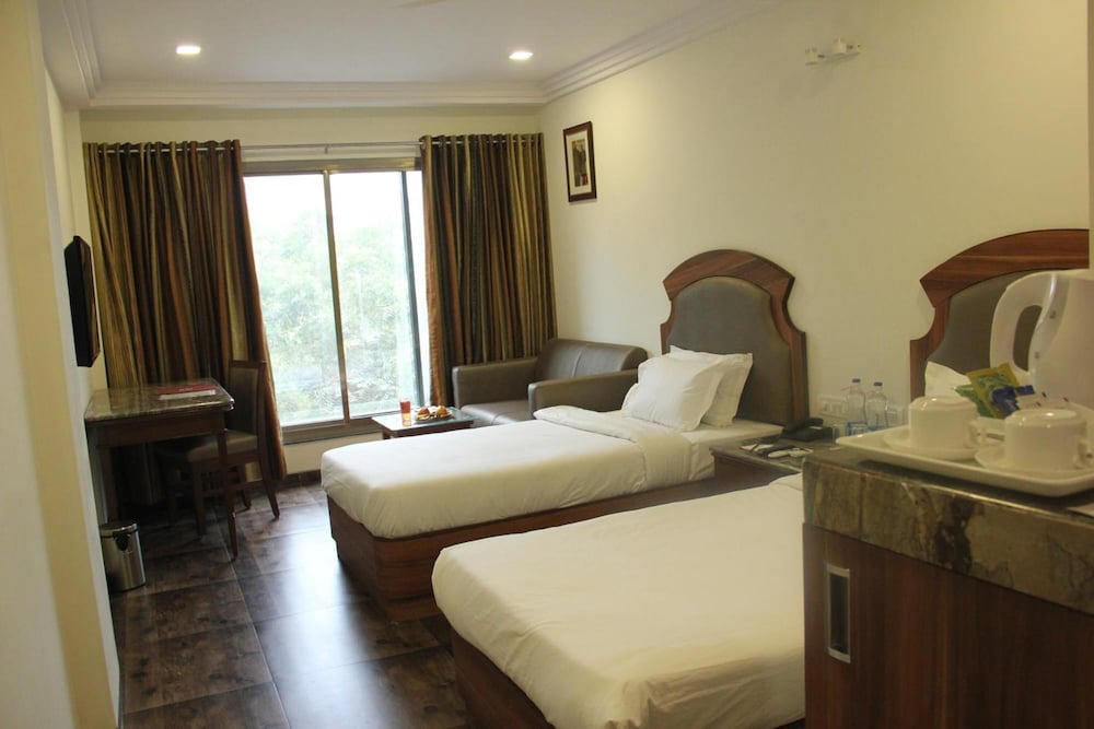 Lords  Eco Inn Gandhidham 