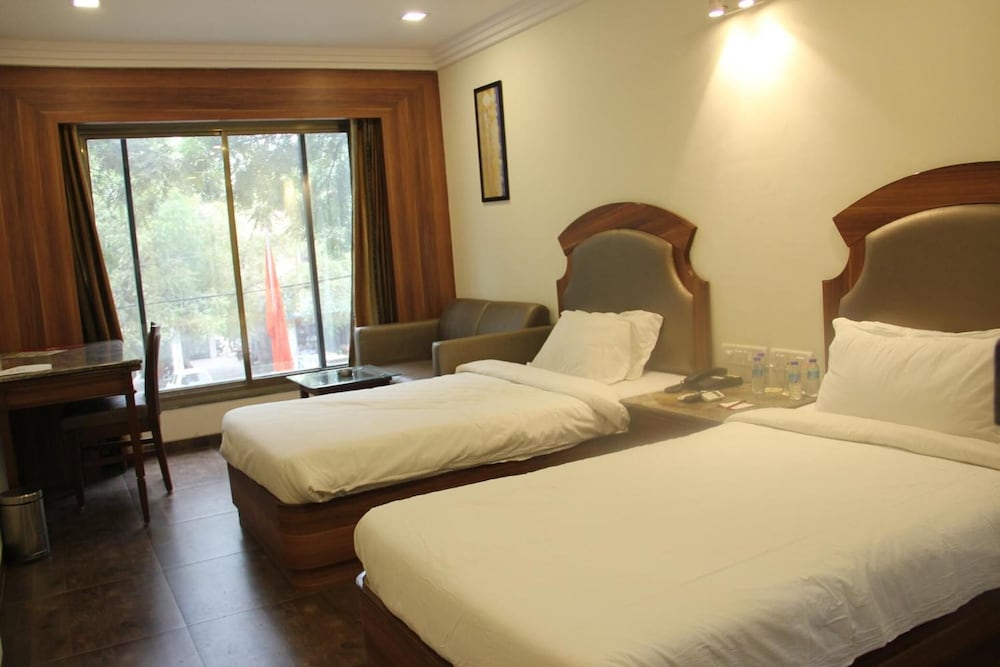 Lords  Eco Inn Gandhidham 