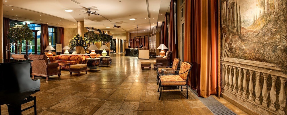 Hotel Elbflorenz Dresden