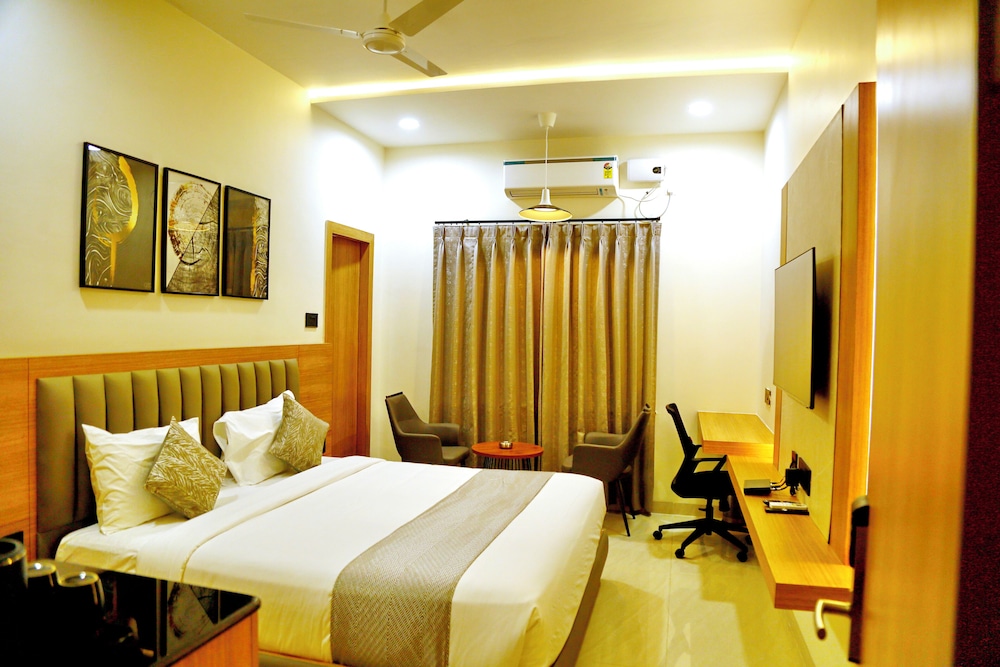 Oak Business Hotel