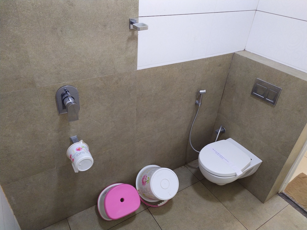 Hotel Sownthariyam