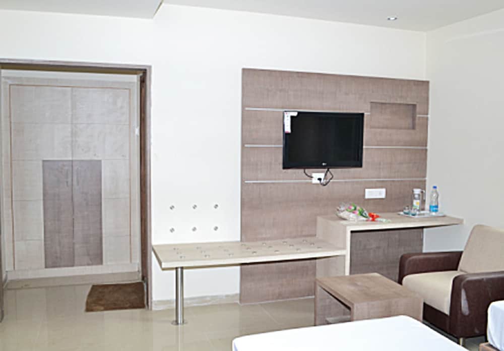 Hotel Kanakabhishegam