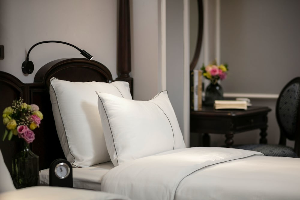 Canary Hanoi Hotel