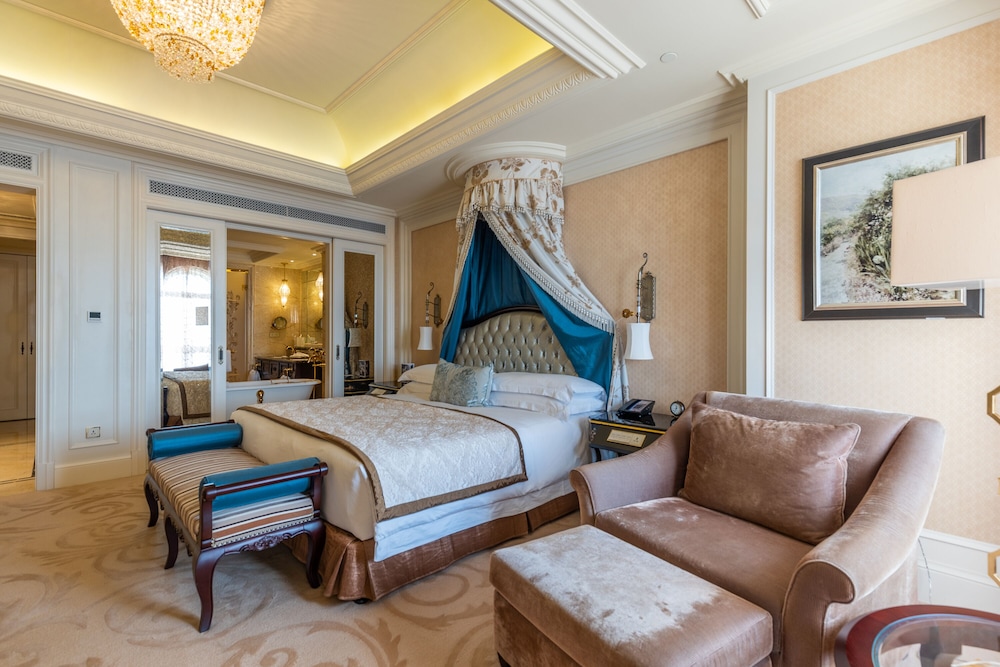 The Castle Hotel, a Luxury Collection Hotel, Dalian