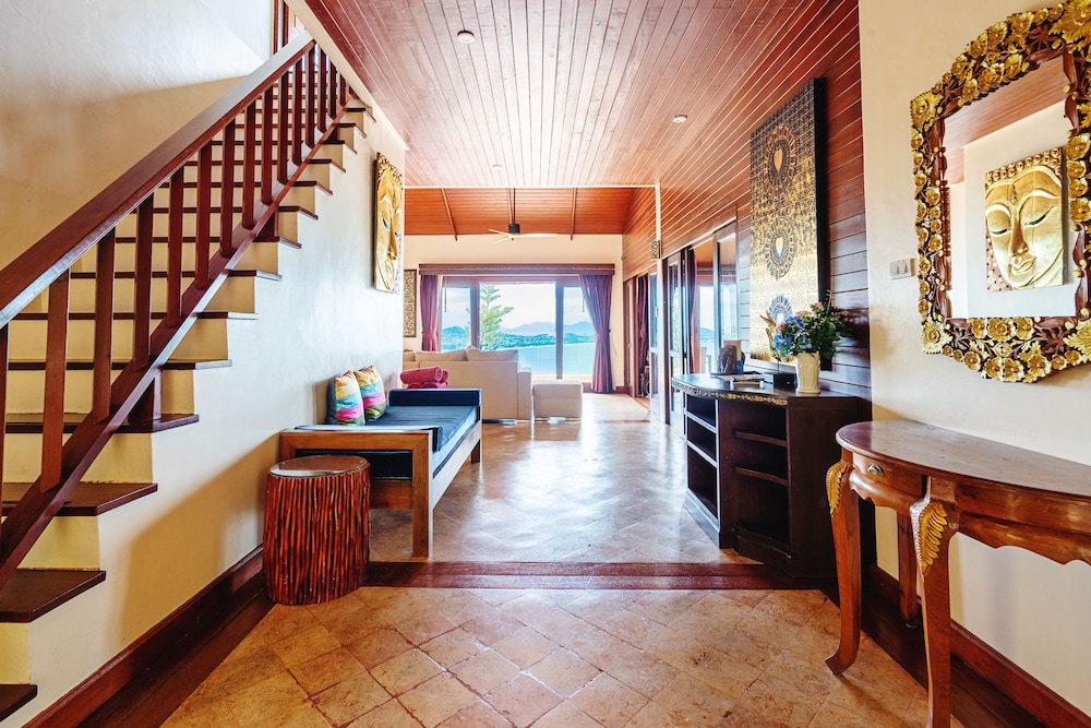 Sandalwood Luxury Villas