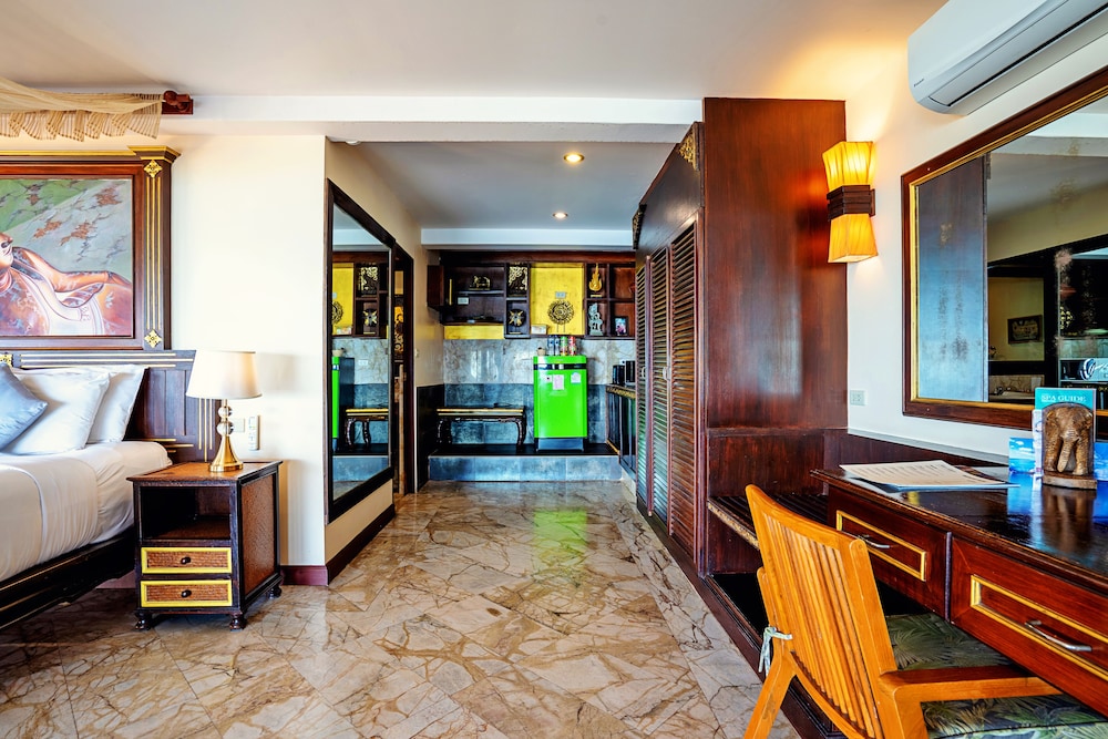 Sandalwood Luxury Villas