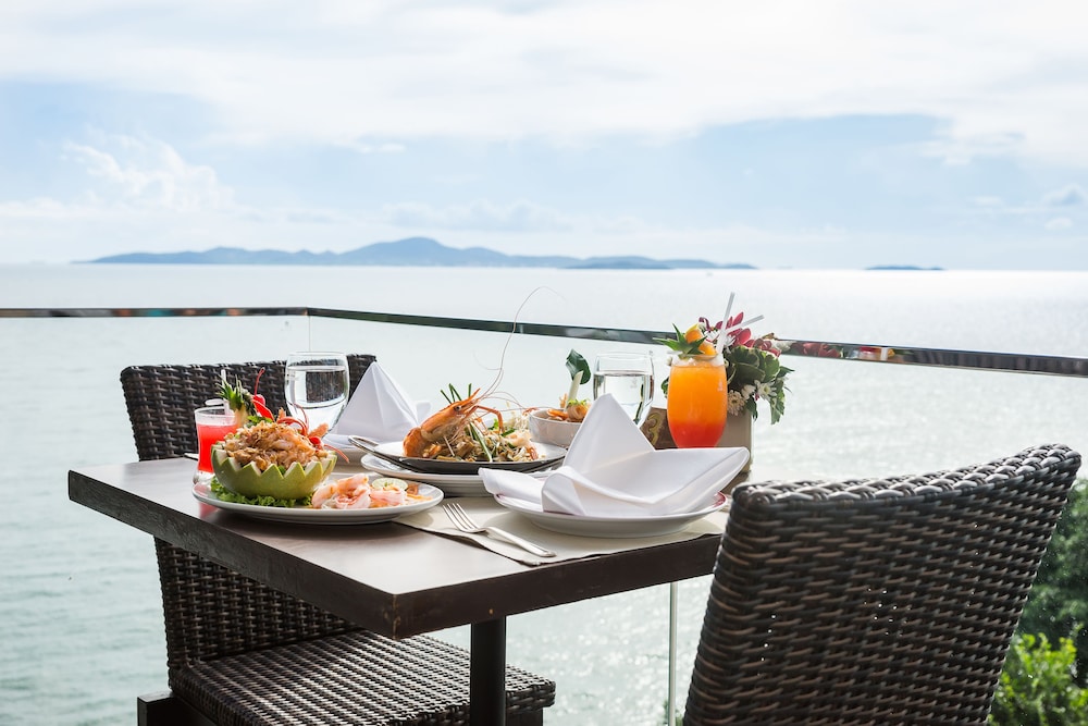 Royal Cliff Beach Hotel Pattaya