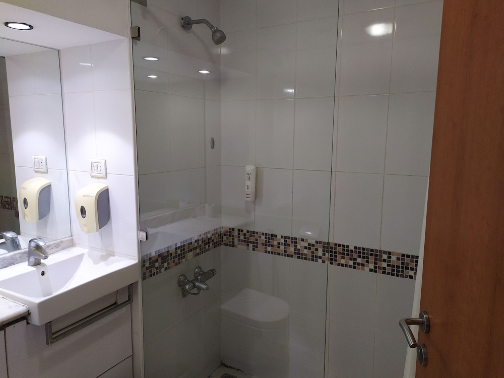 Deventure Hotel New Delhi Shalimar Bagh