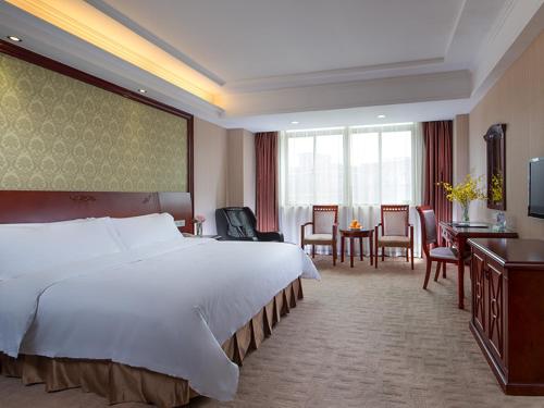 Vienna Hotel Shenzhen Longgang Longdong Branch