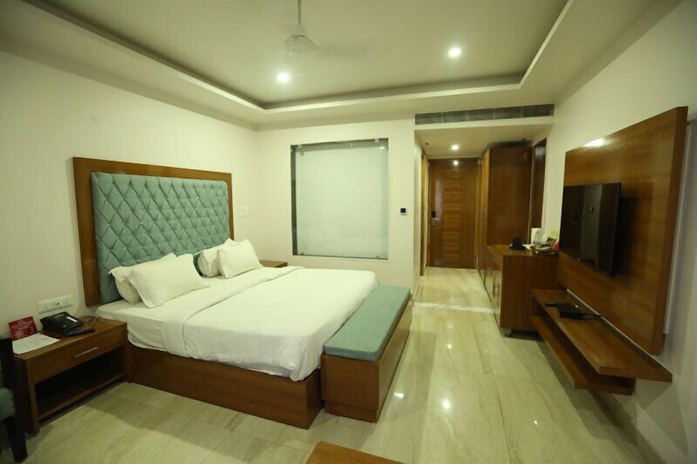 Royal Park Hotels & Resorts