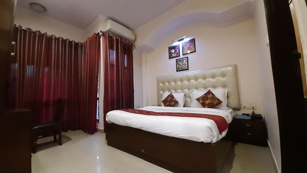 Krishna Inn