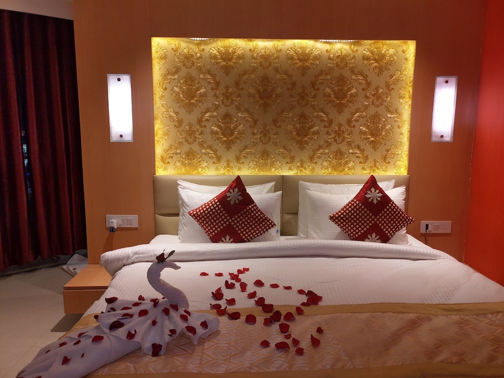 The Red Velvet Hotel Patna