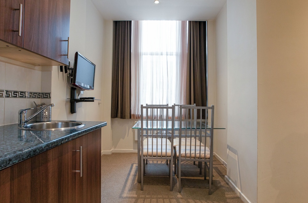 Grand Plaza Serviced Apartments