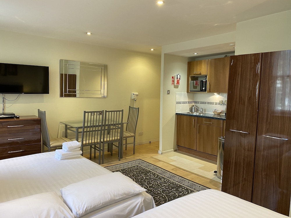 Grand Plaza Serviced Apartments