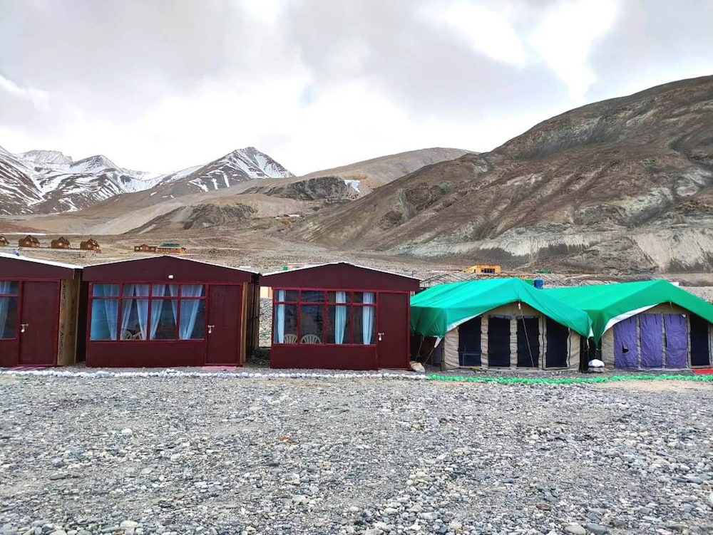 Pangong Delight Camps and Cottages