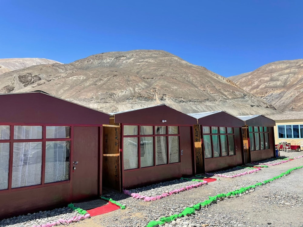 Pangong Delight Camps and Cottages