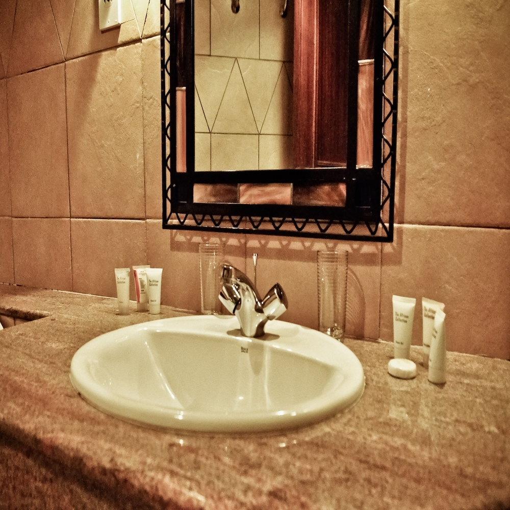 The Heron By Sarovar Portico India