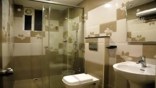 Ostin Viceroy Grand