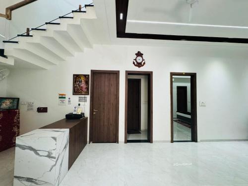 KRISHNA HOME STAY