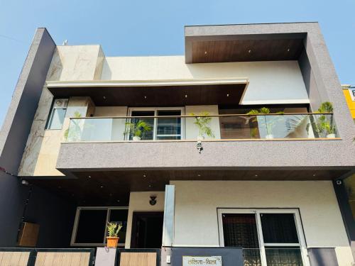 KRISHNA HOME STAY