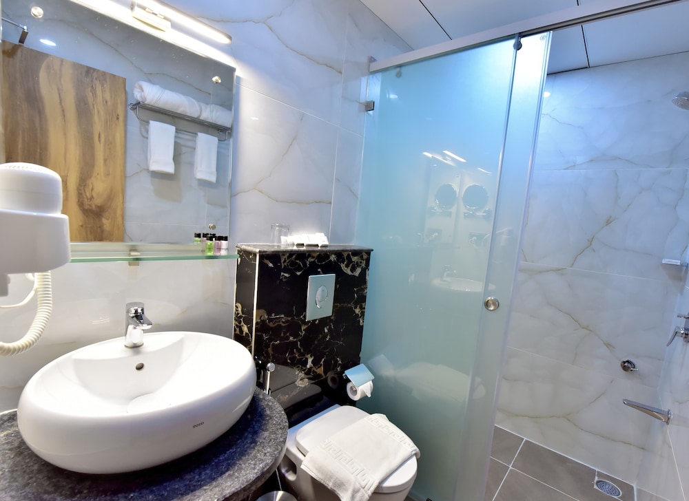Gardeenia Comforte Suites