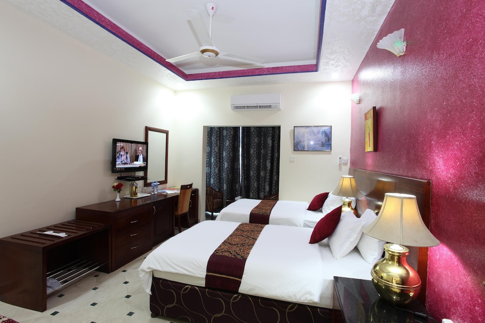 Al Bahjah Hotel