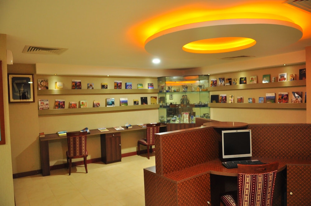 Al Bahjah Hotel