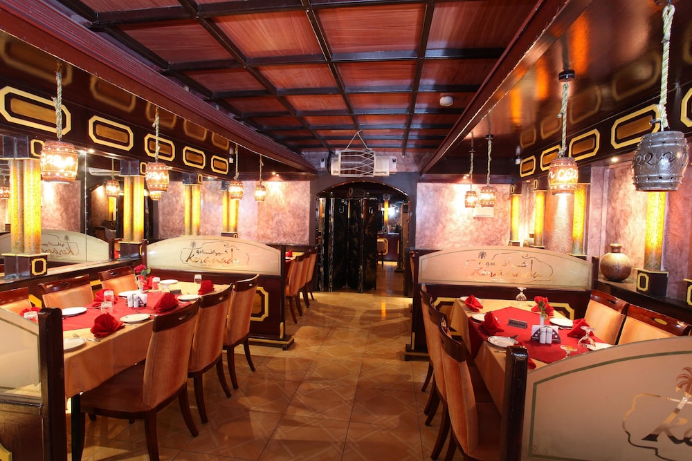 Al Bahjah Hotel