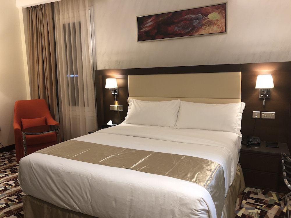 Al Murooj Grand Hotel