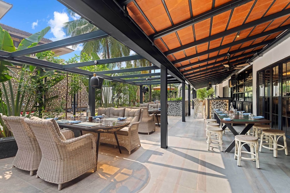 The Astor - All Suites Hotel Candolim Goa