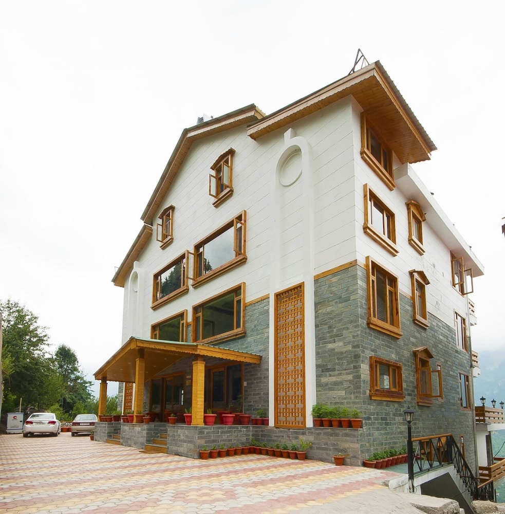 Vivaan - The Sun Rise Resort 