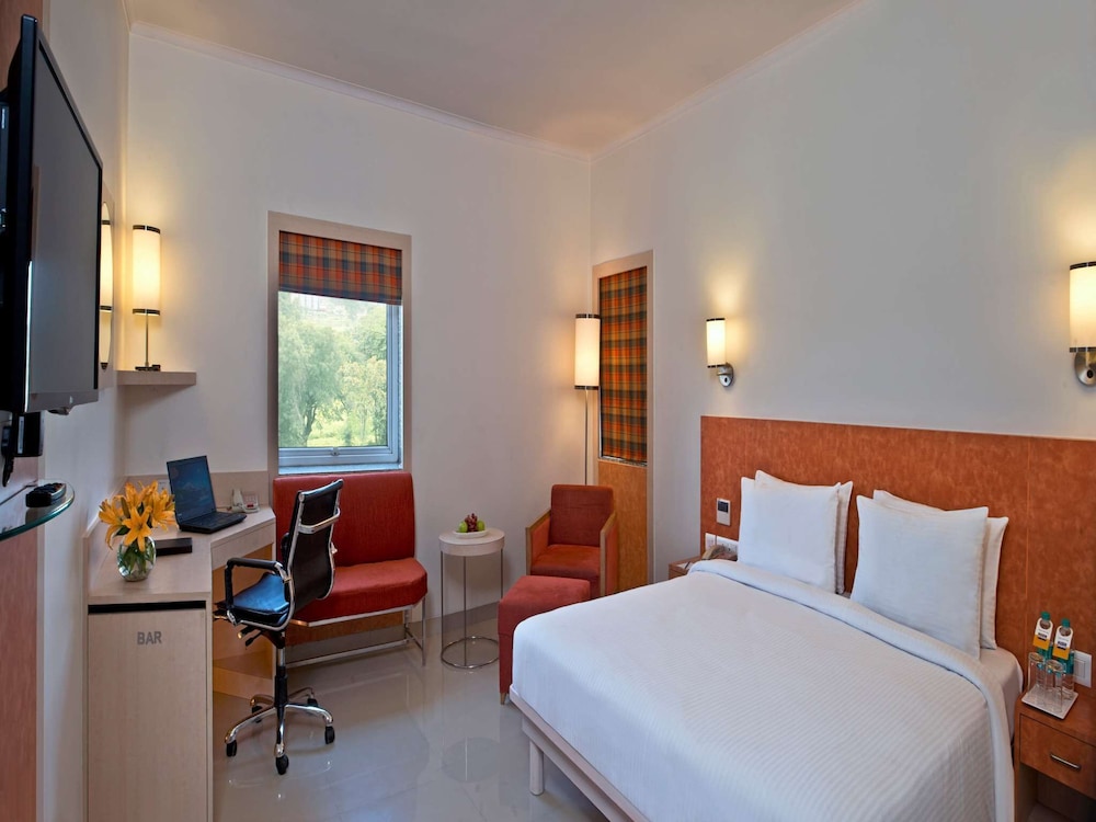 Nirwana Hometel Jaipur - A Sarovar Hotel