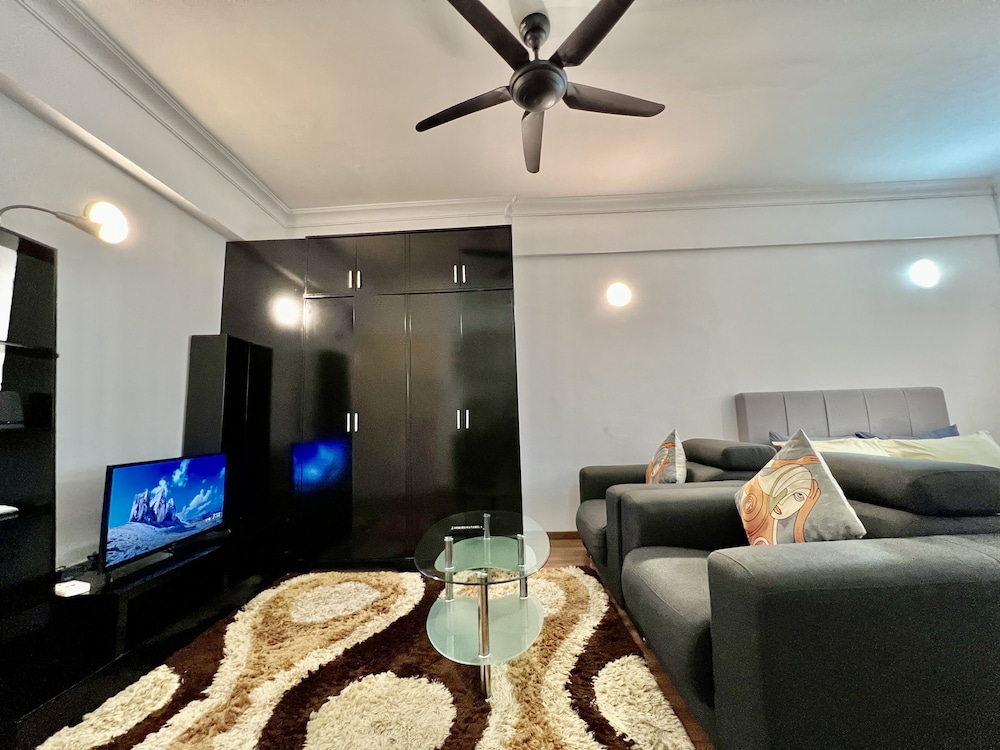 Casa Mutiara Service Apartment