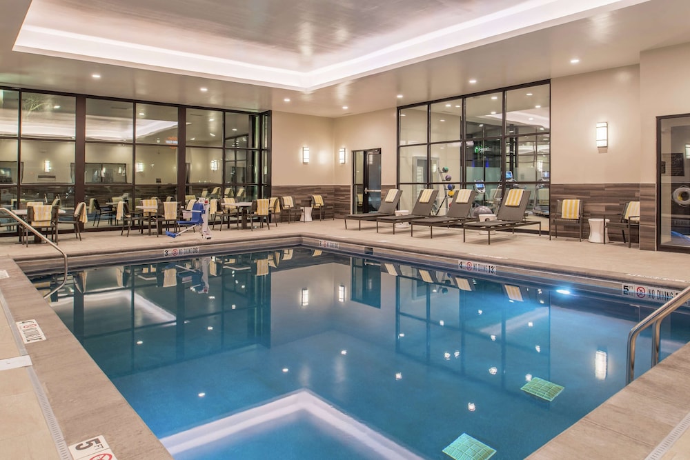 Doubletree by Hilton Lafayette East, IN