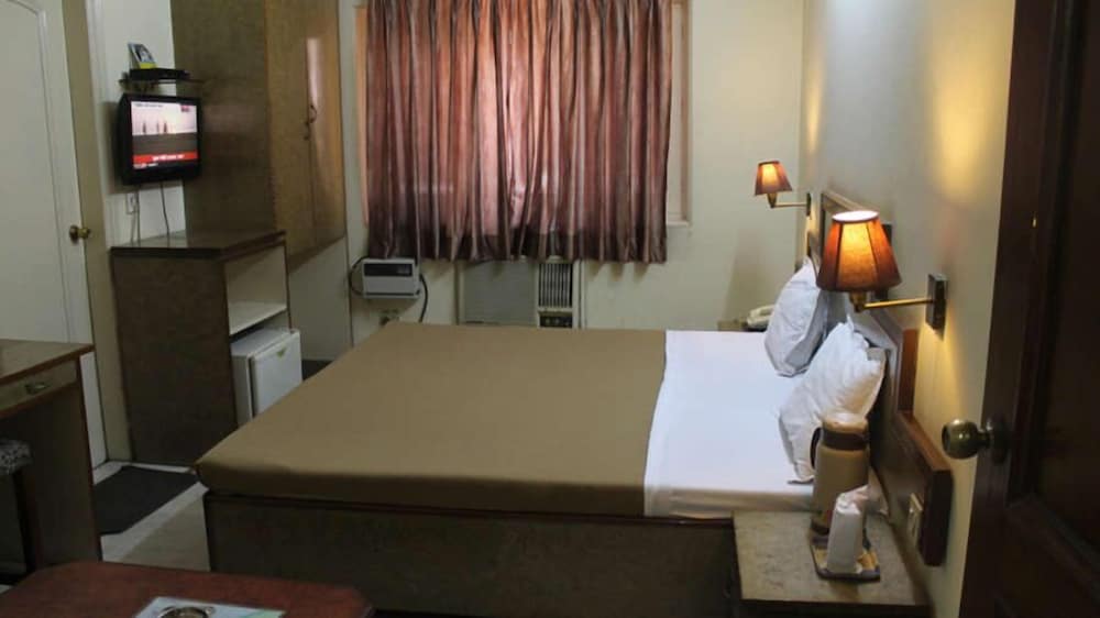 Hotel Atithi Palace