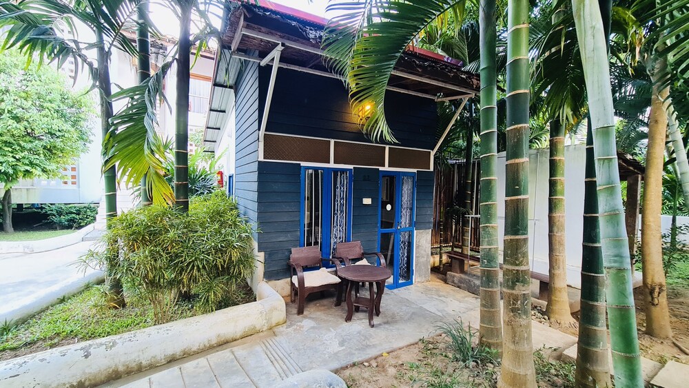Canary Guesthouse