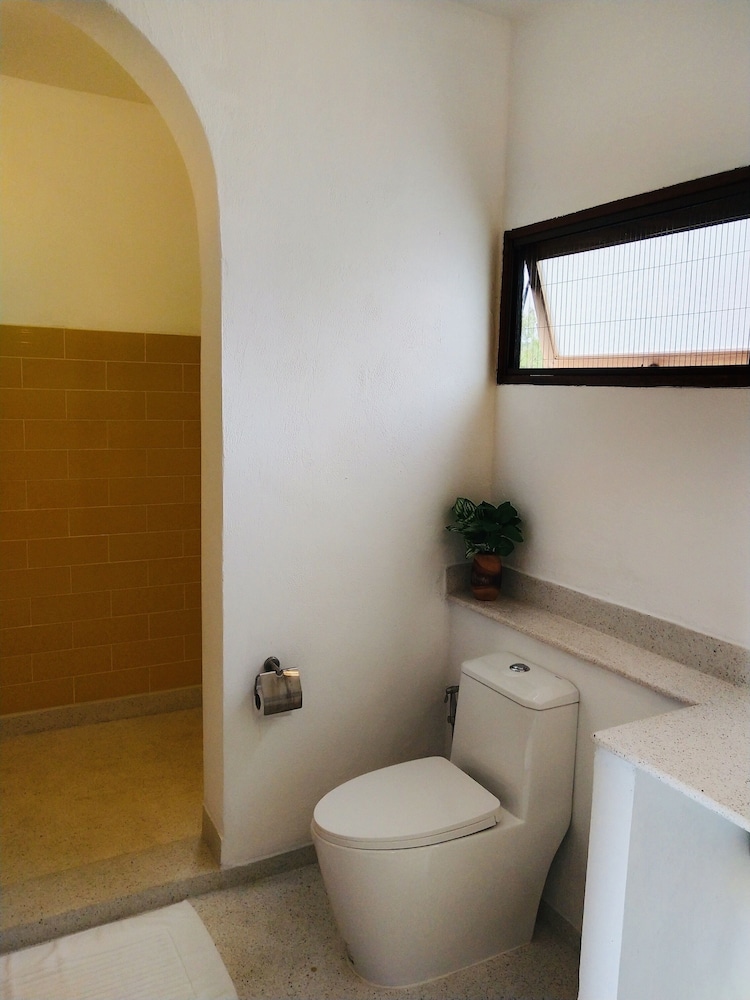 Canary Guesthouse